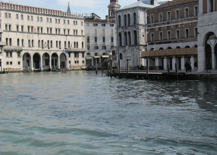 فندق سبلينديد فينيس - ستارهوتيلز كوليزيوني