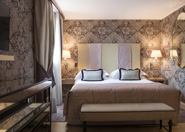 سبلينديد فينيس - ستارهوتيلز كوليزيوني فندق 4*