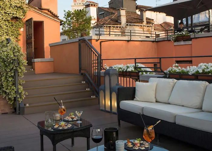 سبلينديد فينيس - ستارهوتيلز كوليزيوني فندق